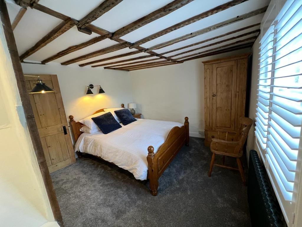 The Cottage, 13 Golden Sq. 坦特登 外观 照片